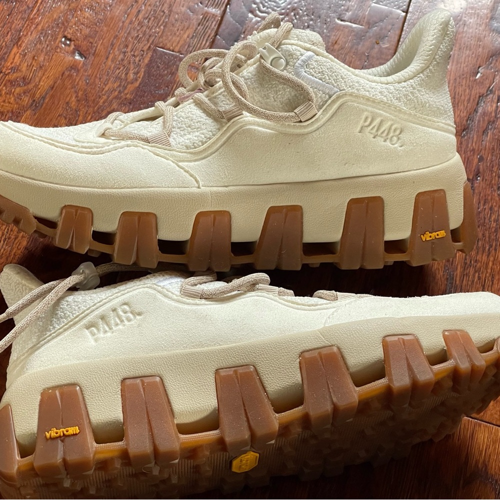 P448 Cream and Brown Sneakers